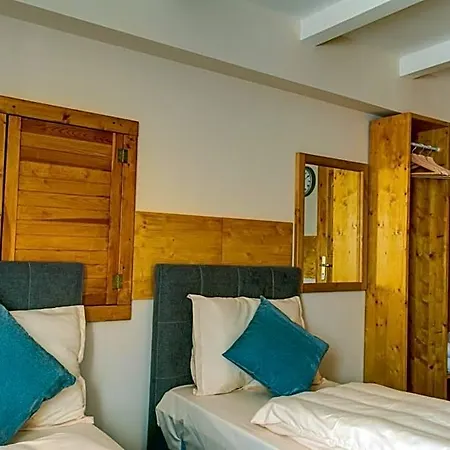Hotel Schlafhuette *