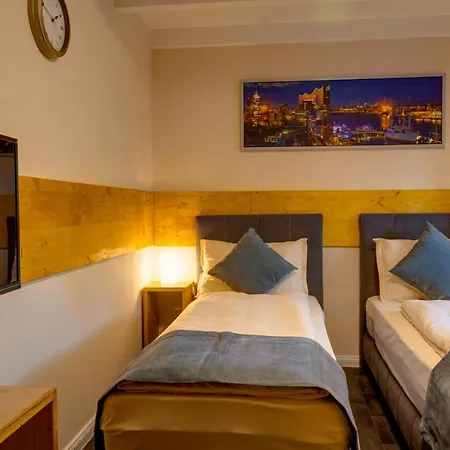 Schlafhuette Hotel *